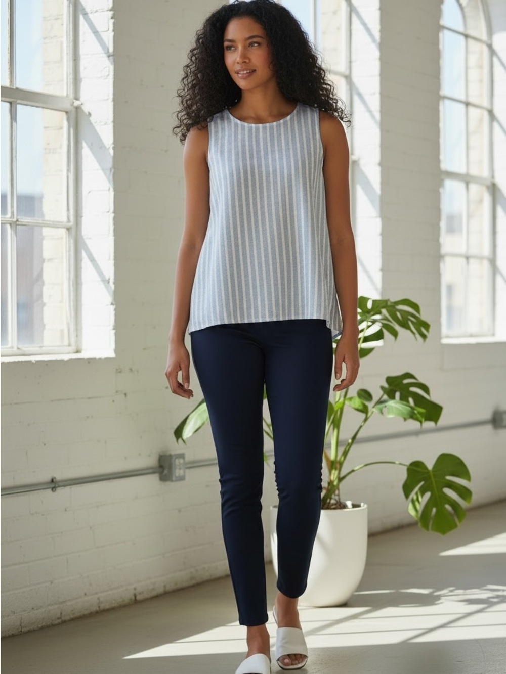 Yuvita Sleeveless Blue & White Striped LinenTank Top Size S